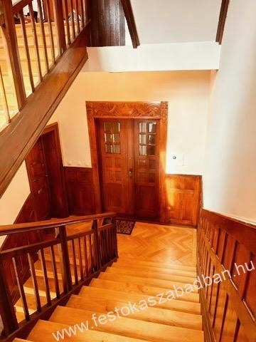 Siegfriendstrasse 5. lépcsőház